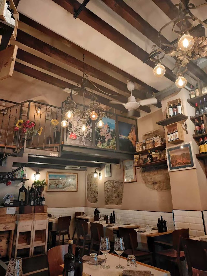 Cacio e pepe - Cacio e pepe Via dei Tavolini, 11r, 50122 Firenze FI, Italy