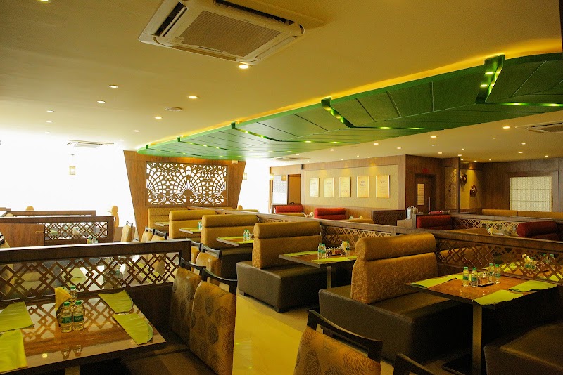 Nandhana Palace - Andhra Style Restaurant - Kanakapura Road - Nandhana Palace - Andhra Style Restaurant - Kanakapura Road Site No. 7, Rainbow Centrum, Metro station, Kanakapura Main Rd, near Yelachenahalli, next to Sri Sai Ram Hospital, 1st stage, Yelachenahalli, Kumaraswamy Layout, Bengaluru, Karnataka 560111, India