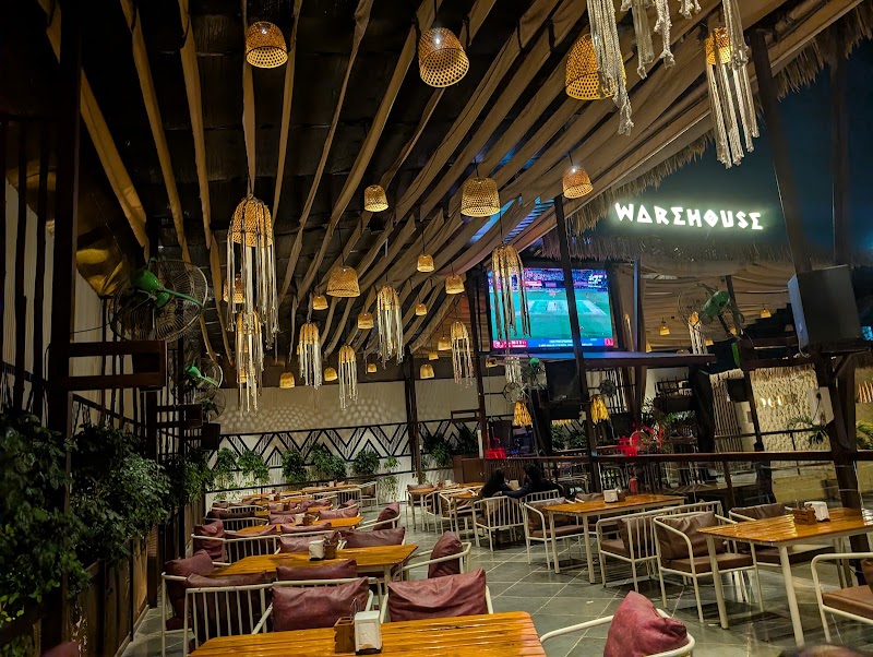 Warehouse Bar and Kitchen - Warehouse Bar and Kitchen Door No. 20A, 277/1A, Sitra Rd, Sharp Nagar, Nehru Nagar West, Kalapatti, Coimbatore, Tamil Nadu 641048, India