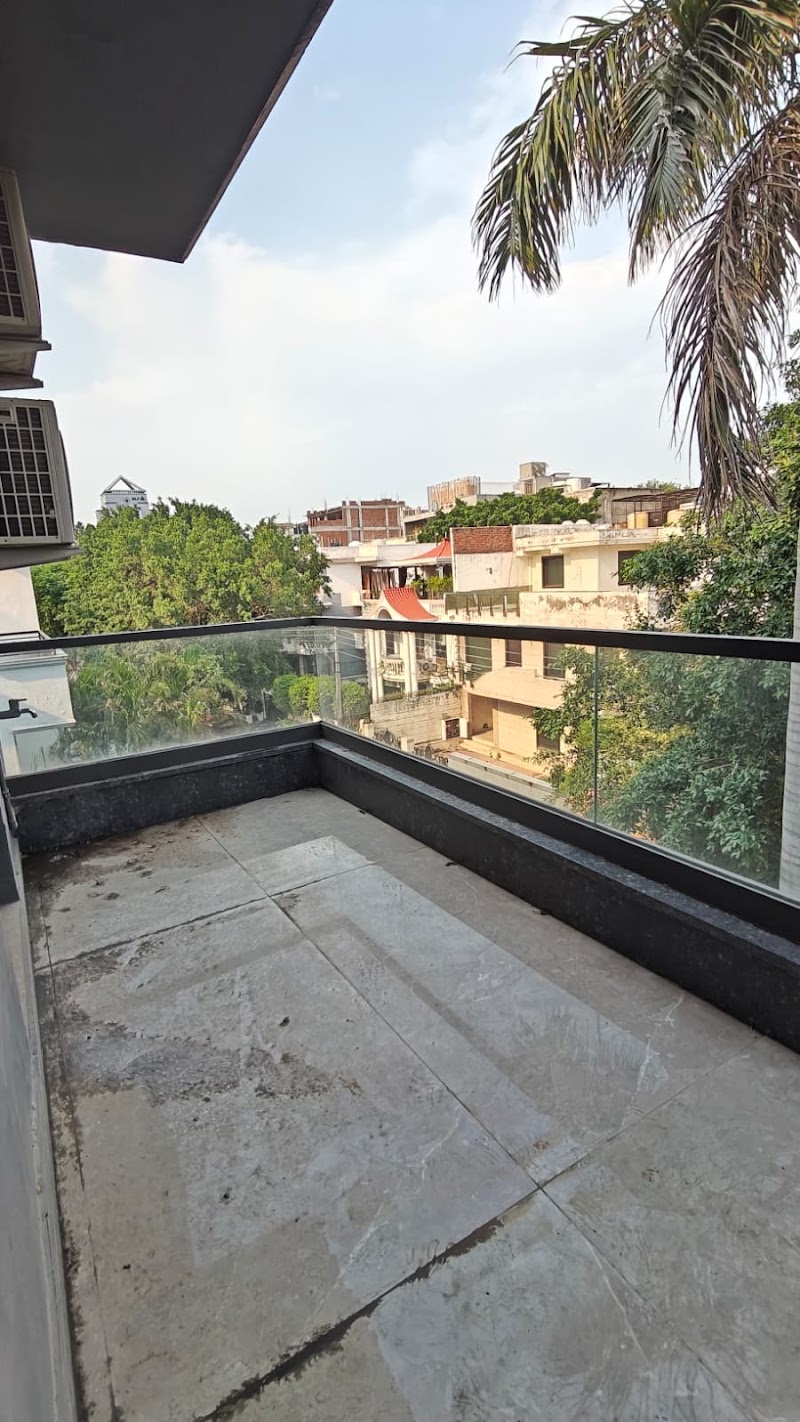 JMD LUXE STAY - JMD LUXE STAY C2, Plot No. 17, DLF Phase 1, Sector 26A, Gurugram, Haryana 122001, India