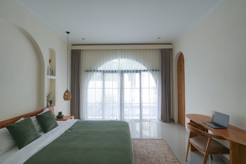 Villa Suksma Canggu - Villa Suksma Canggu JI. Pantai Batu Mejan, JI Jl. Canggu Padang Linjong No.74E, Canggu, Kec. Kuta Utara, Kabupaten Badung, Bali 80351, Indonesia