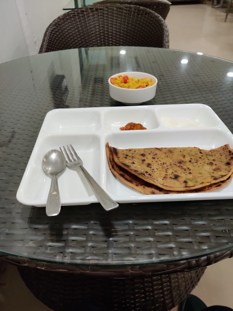 Hotel Palm D'or - Hotel Palm D'or 8595/1, Opp New Delhi Station, Desh Bandhu Gupta Rd, Arya Nagar, Paharganj, New Delhi, Delhi, 110055, India