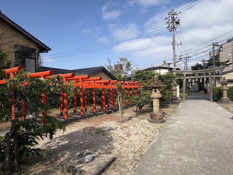 Kaike Hot Spring Shrine - Kaike Hot Spring Shrine, 3 Chome-16 Kaikeonsen, Yonago, Tottori 683-0001, Japan