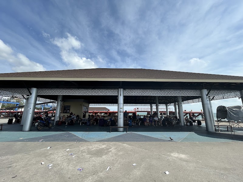 Lomprayah Ticket Office - Lomprayah Ticket Office, 64/6 Moo1, Tambon Ko Pha-ngan, Amphoe Ko Pha-ngan, Chang Wat Surat Thani 84280, Thailand