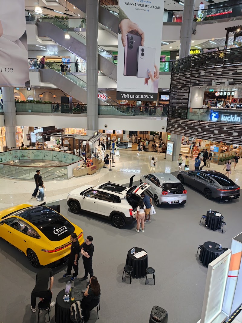 Causeway Point - Causeway Point 1 Woodlands Sq, Singapore 738099