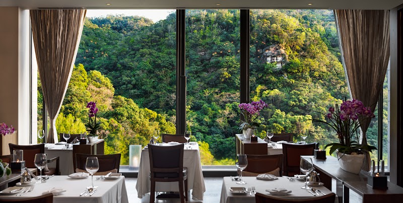 Grand View Resort Beitou Hotel - Grand View Resort Beitou Hotel, No. 30號, Youya Rd, Linquan Village, Beitou District, Taipei City, Taiwan 112