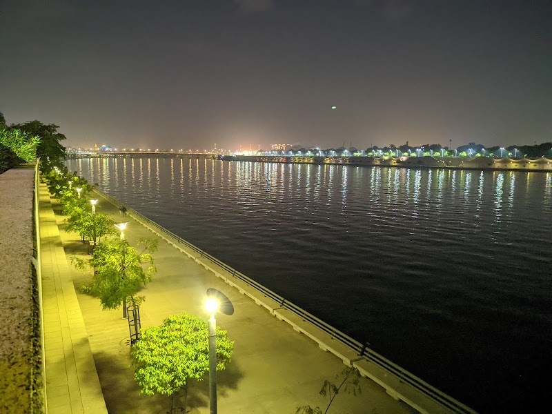 Sabarmati Riverfront - Sabarmati Riverfront, 2nd Floor, Riverfront House, Pujya Pramukh Swami Marg, Riverfront Rd, Vishalpur, West, Ellisbridge, Ahmedabad, Gujarat 380009, India