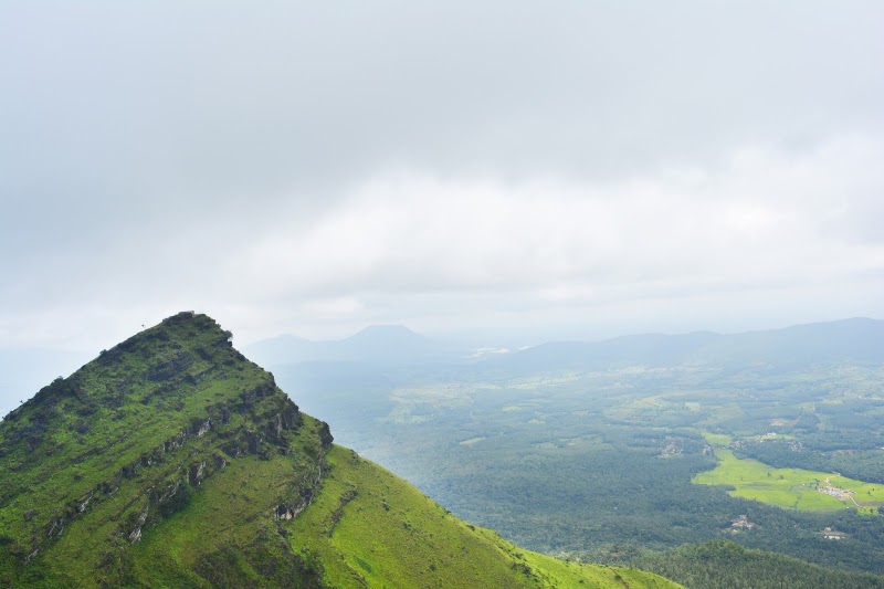 Baba Budan giri - Baba Budan giri Baba Budan giri, Nagenahalli, Karnataka 577131, India