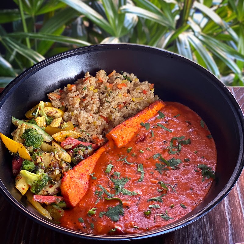 Una by Garde Manger - Una by Garde Manger 35, Jalvihar Colony Chowk, 6MQ4+6FH, 35, Jalvihar Colony Rd, Jal Vihar Colony, Civil Lines, Raipur, Chhattisgarh 492001, India