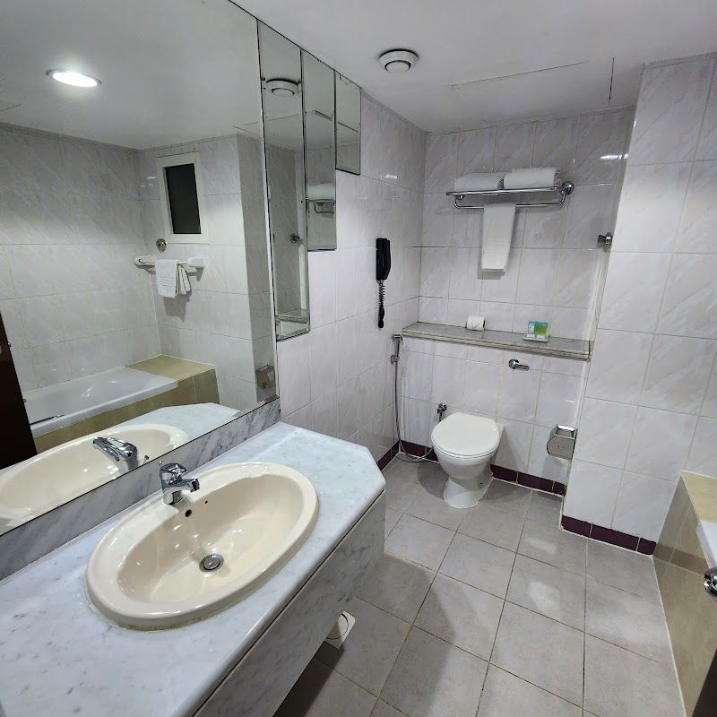 Admiral Plaza Hotel Dubai - Admiral Plaza Hotel Dubai, Khalid Bin Al Waleed Road - Al Nahdha St - Al Souq Al Kabeer - Al Fahidi - Dubai - United Arab Emirates