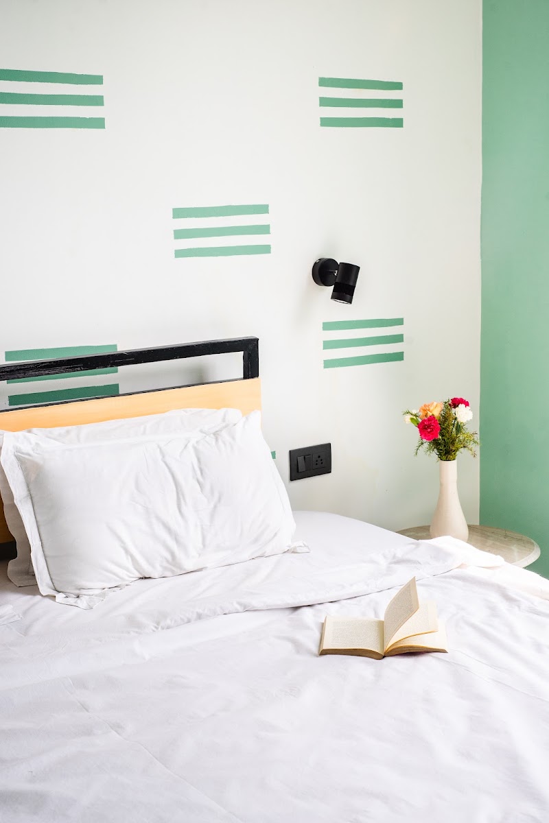 LetsBunk Poshtel & Suites - LetsBunk Poshtel & Suites T-40, Hauz Khas Fort Rd, Hauz Khas Village, Deer Park, Hauz Khas, New Delhi, Delhi 110016, India