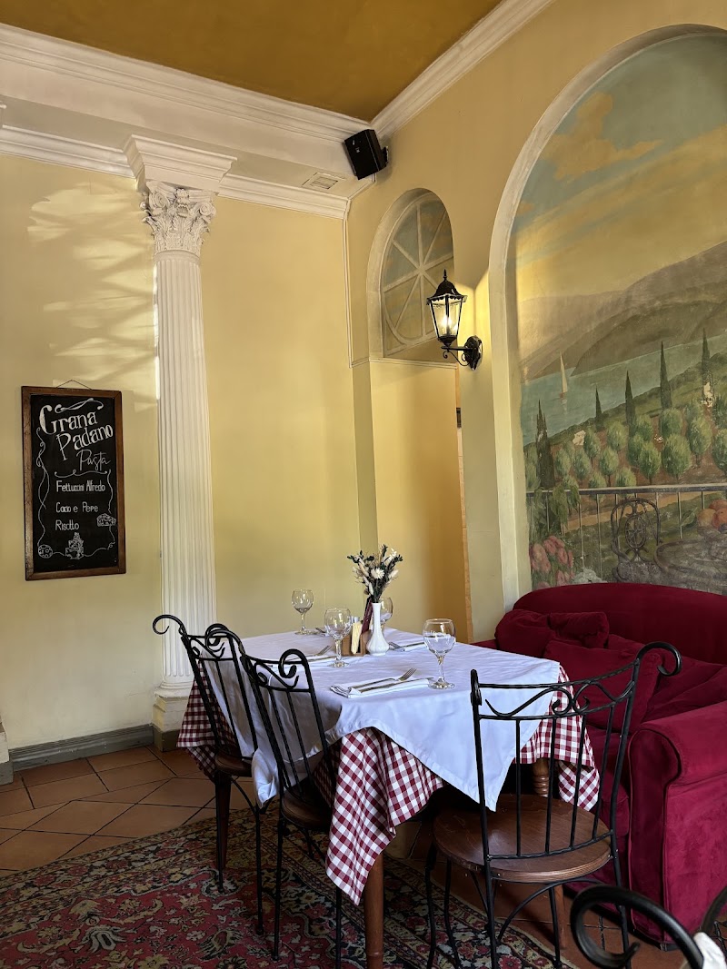Del Papa - Del Papa, 1 Etazh, Bukhar-Zhyrau Blvd 66, Almaty 050057, Kazakhstan