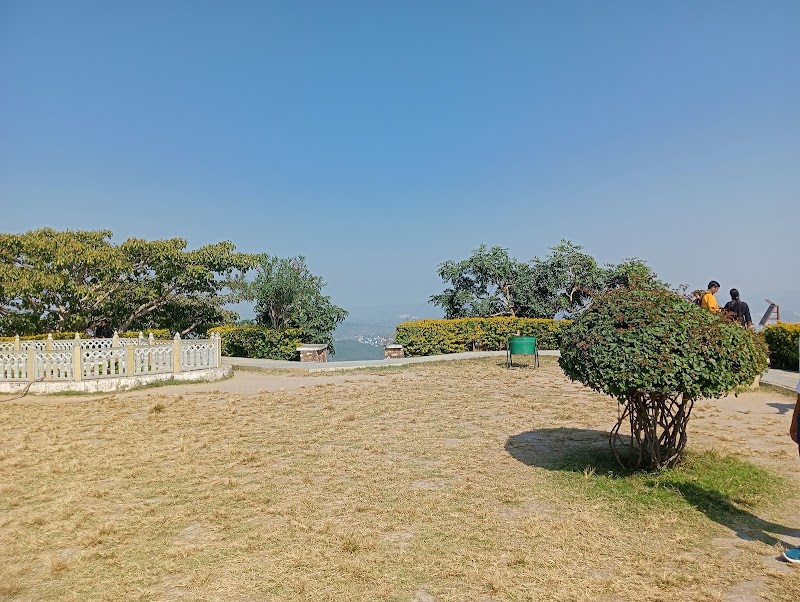 Lotus pond - Lotus pond HJVR+G3C, Kodiyat, Rajasthan 313031, India