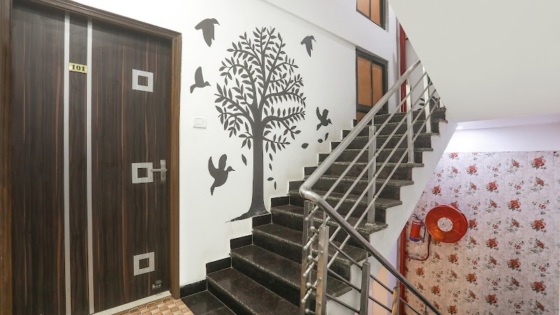FabExpress Banarasi Kothi - Hotels in Lanka, Varanasi