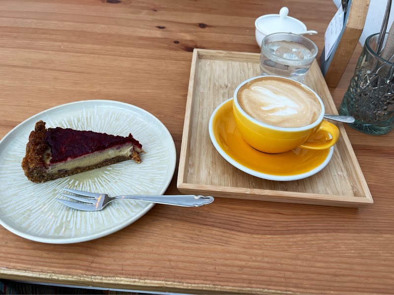 ausnahmsweise - Café für vegane, glutenfreie Kuchen - ausnahmsweise - Café für vegane, glutenfreie Kuchen, Hofmühlgasse 18/5, 1060 Wien, Austria
