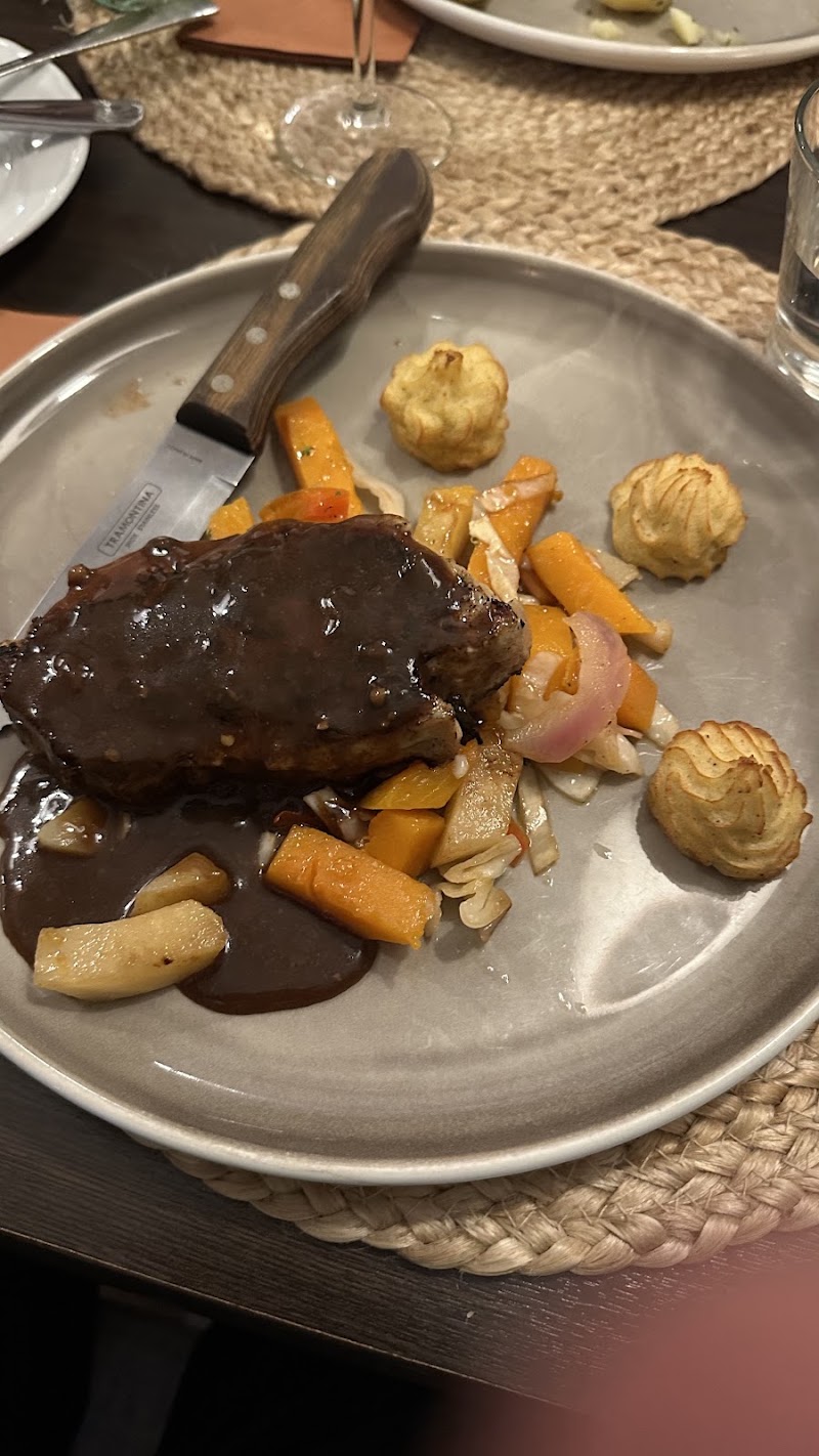 Restaurant Bevares - Restaurant Bevares, Lillevollveien 15, 8370 Leknes, Norway