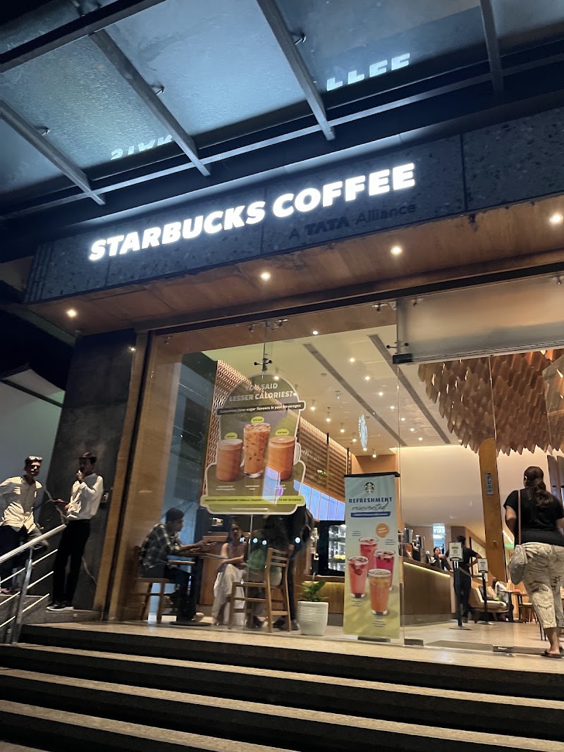 Starbucks - Starbucks, Ground Floor Ward, Plot No 198, Cement Rd, near Dharampeth Extension, Dharampeth Extension, Shivaji Nagar, Nagpur, Maharashtra 440010, India