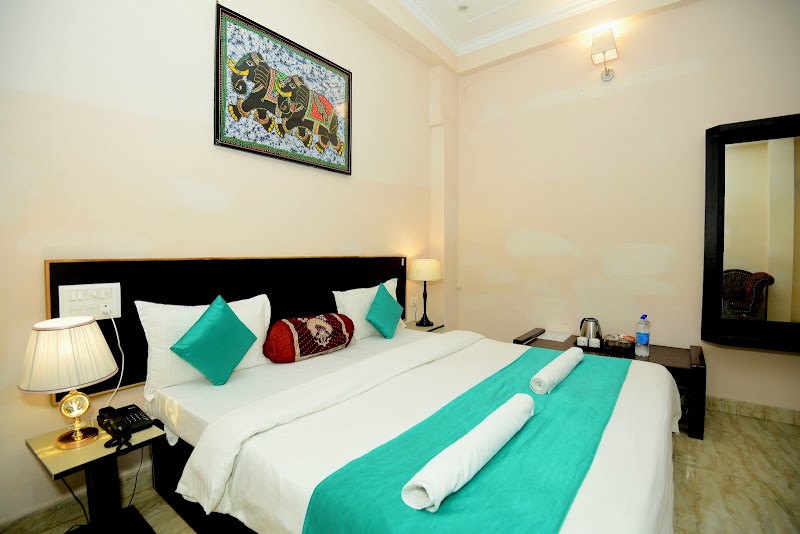 AP Palace Hotel, Ayodhya - AP Palace Hotel, Ayodhya, Fatehganj Devkali Rd, near Indian Bank, Badi, Adarsh Puram, Faizabad, Uttar Pradesh 224001, India