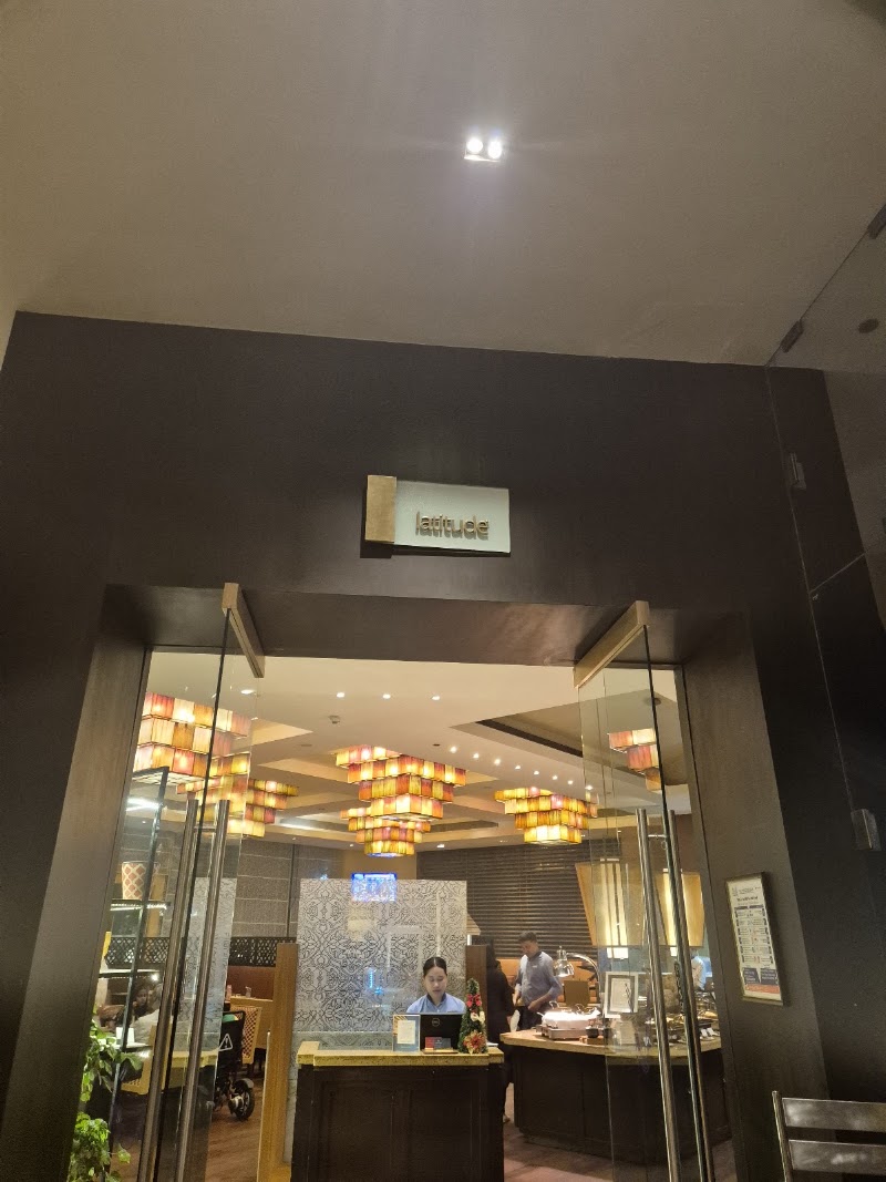 Latitude Restaurant - Vivanta Coimbatore - Latitude Restaurant - Vivanta Coimbatore Vivanta Surya, 105, Race Course Rd, Gopalapuram, Coimbatore, Tamil Nadu 641018, India