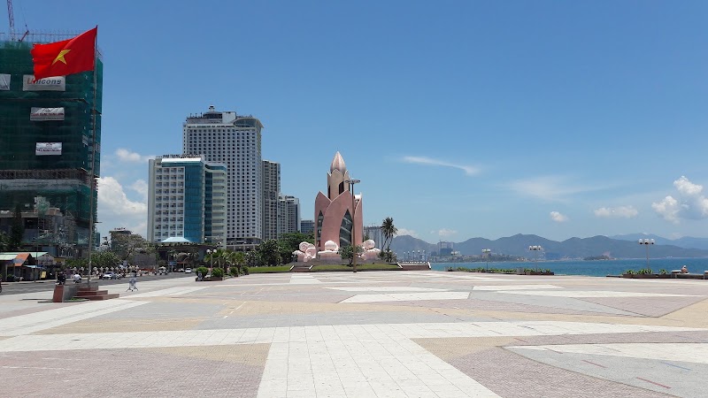 Tram Huong Tower - Tram Huong Tower Trần Phú Hai tháng Tư, Quảng trường, Nha Trang, Khánh Hòa 650000, Vietnam