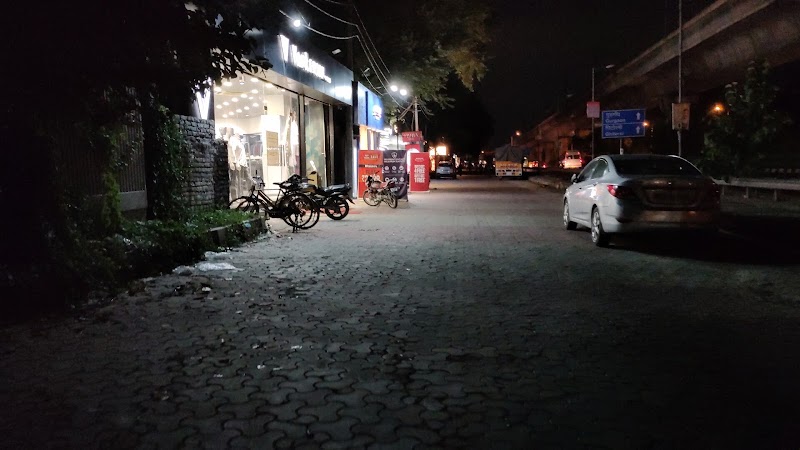 Sultanpur - Sultanpur, New Delhi, Delhi 110030, India