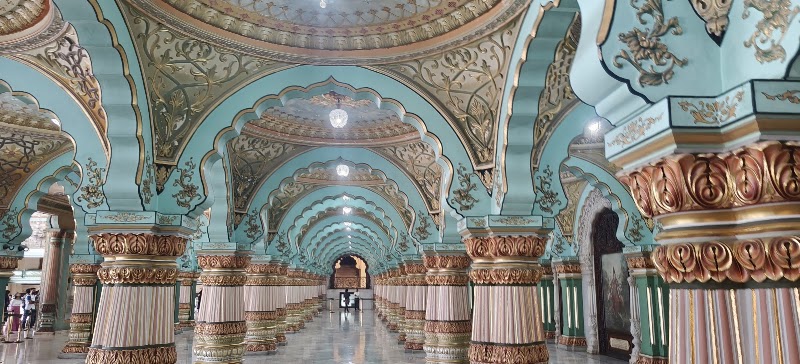 Mysore palace paid parking - Mysore palace paid parking 8M24+X95, Agrahara, Chamrajpura, Mysuru, Karnataka 570004, India