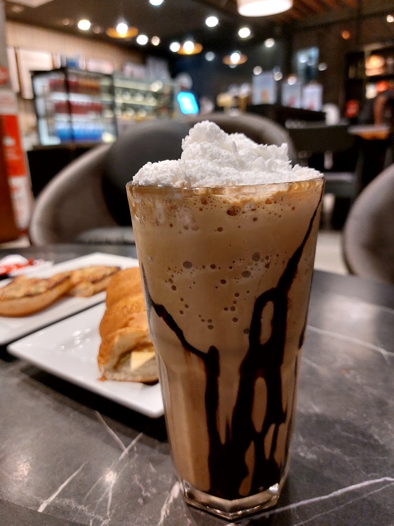 Cafe Coffee day - Waltair Ward - Cafe Coffee day - Waltair Ward Ground Floor Door No. 7, Ward No. 18, 5-1, Ward, Pandurangapuram, Visakhapatnam, Andhra Pradesh 530003, India