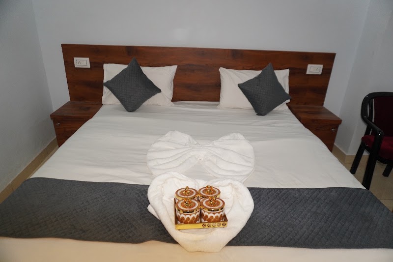 Hotel RK Palace in Jaipur - Hotel RK Palace in Jaipur, 146-2, Gator Rd, near Jaipur Airport, Kesar Vihar, Sawai Gaitor, Malviya Nagar, Jaipur, Rajasthan 302017, India