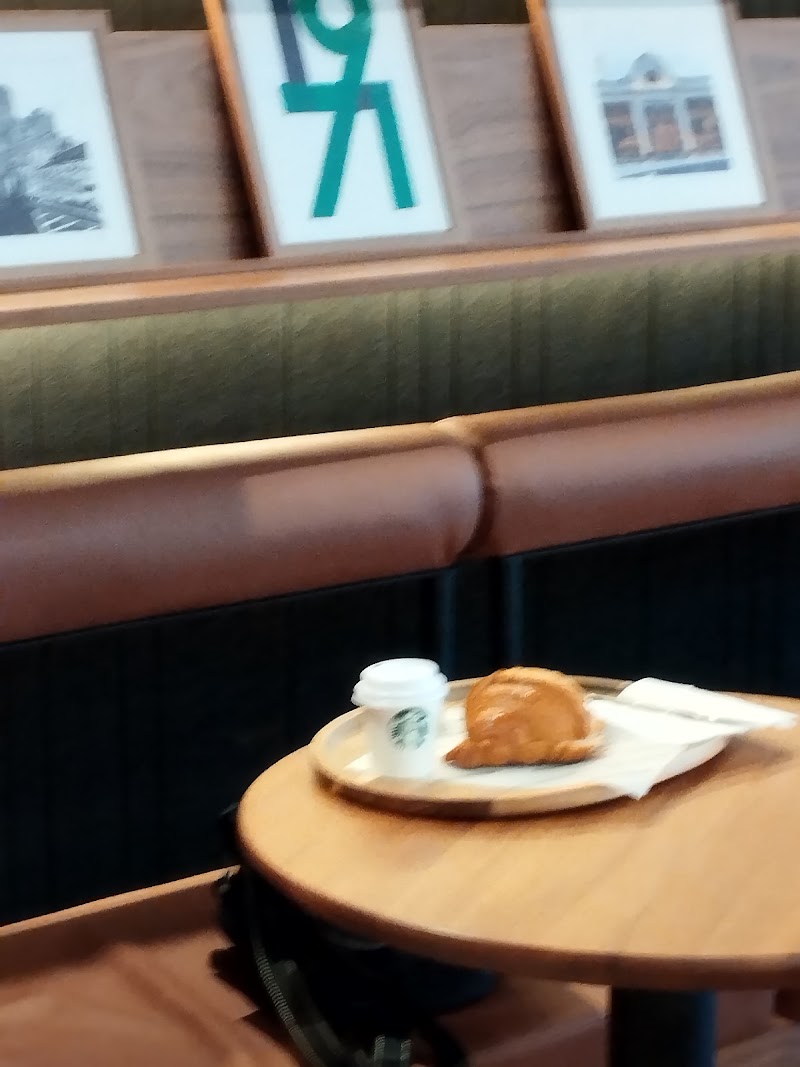 Starbucks - Starbucks, Anexo R - R. João Moura, 740 - Lj.10 - Pinheiros, São Paulo - SP, 05412-001, Brazil