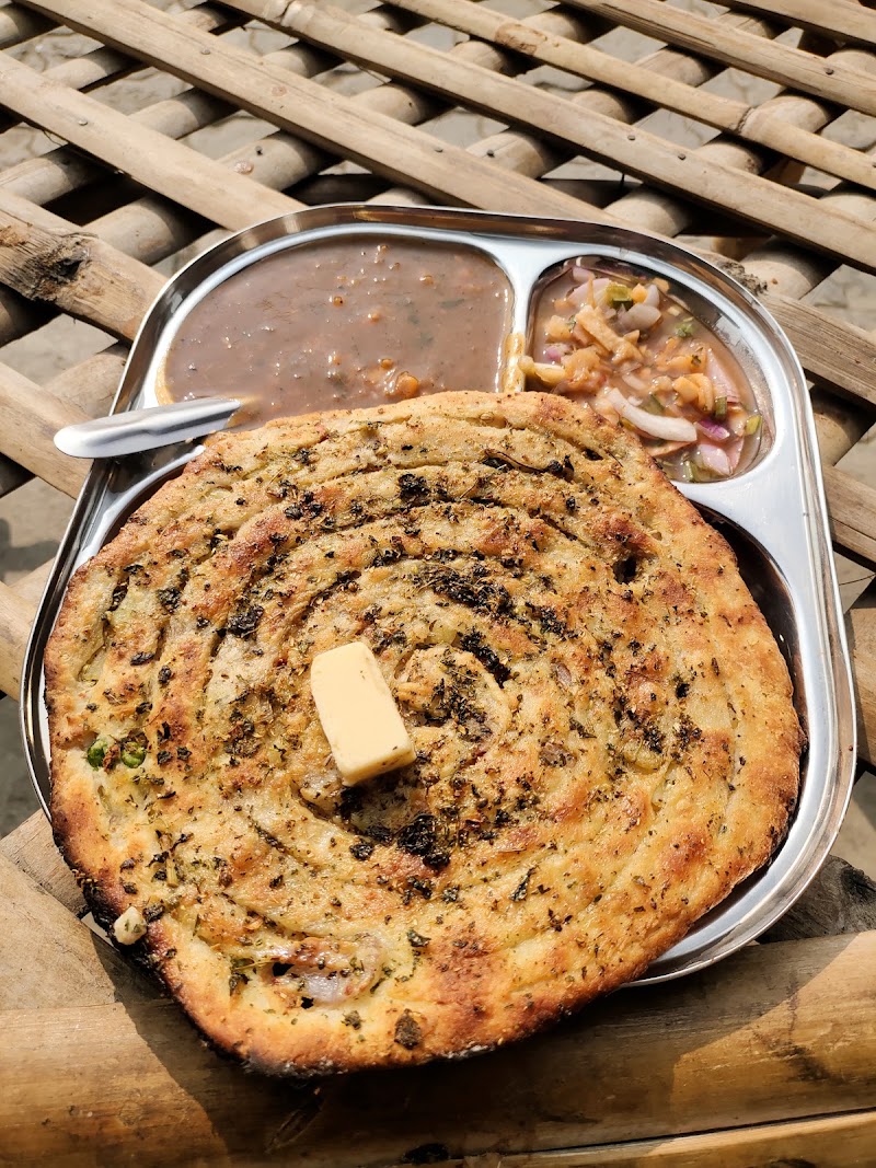 Monu Kulcha Hut - Monu Kulcha Hut, Main, Loharka Rd, near Love Dale School, Gumtala Sub Urban, Gumtala, Amritsar, Punjab 143008, India