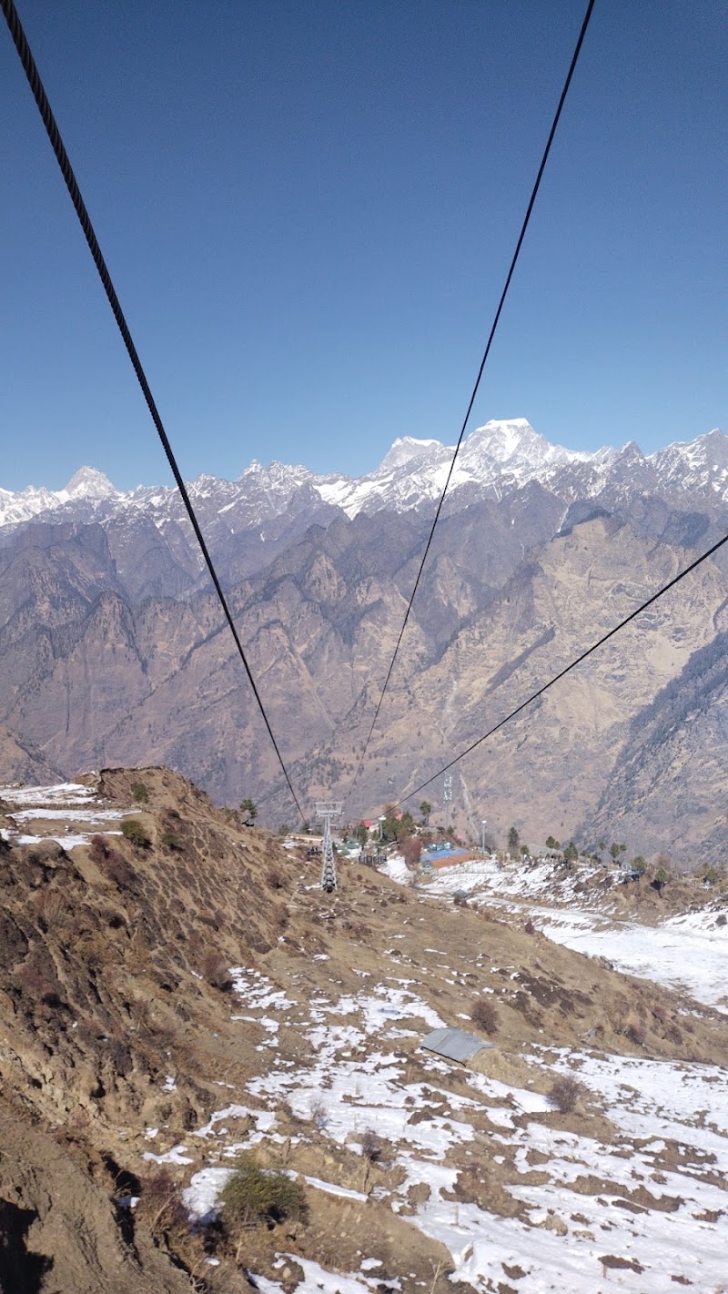 Chauhan resort auli - Chauhan resort auli Auli Chauhan resort near itbp road, Joshimath, Auli Laga Salude, Uttarakhand 246443, India