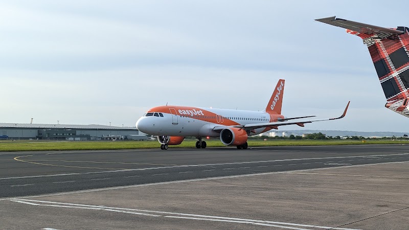 Belfast City Airport - Belfast City Airport Sydenham By-Pass, Belfast BT3 9JH, UK