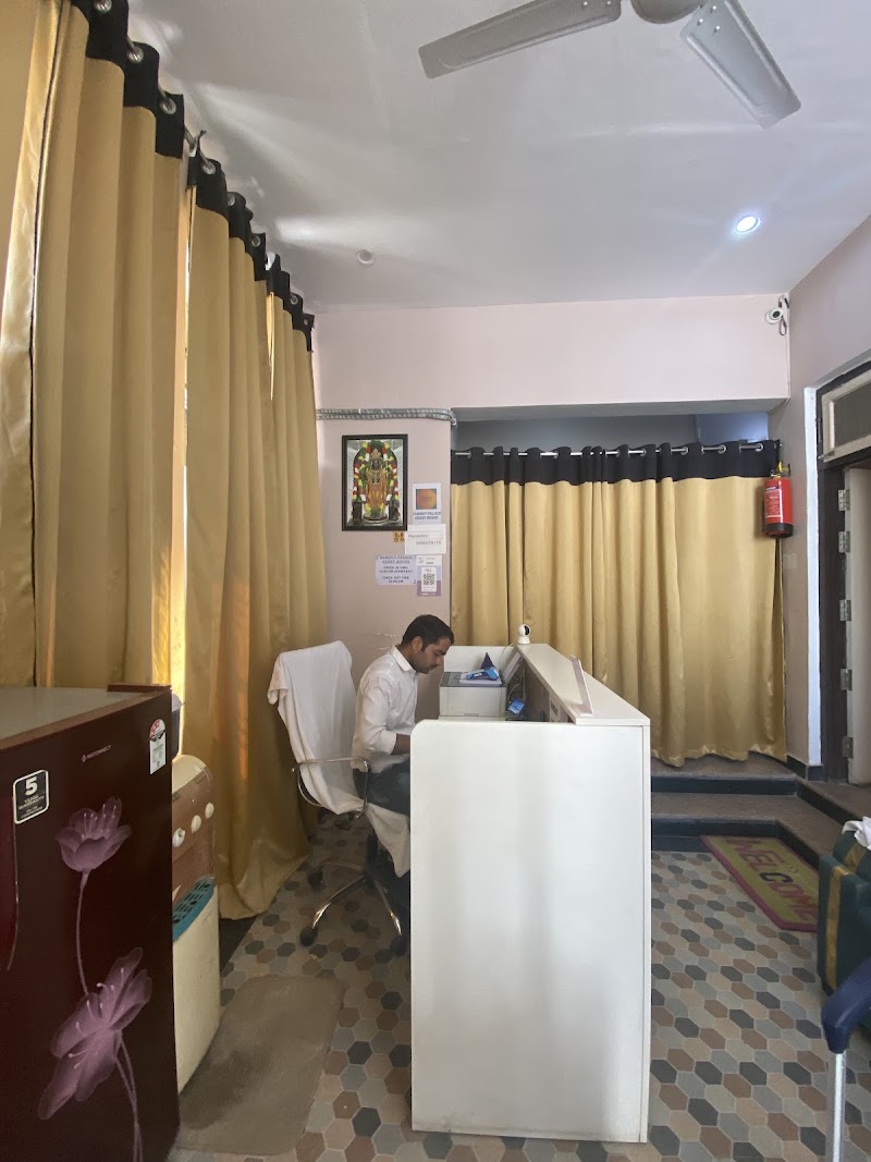Ramdut Palace Guest House - Ramdut Palace Guest House Rooms @ 999, Durgapuri, Durgapuri Colony, Naka, Faizabad, Uttar Pradesh 224001, India
