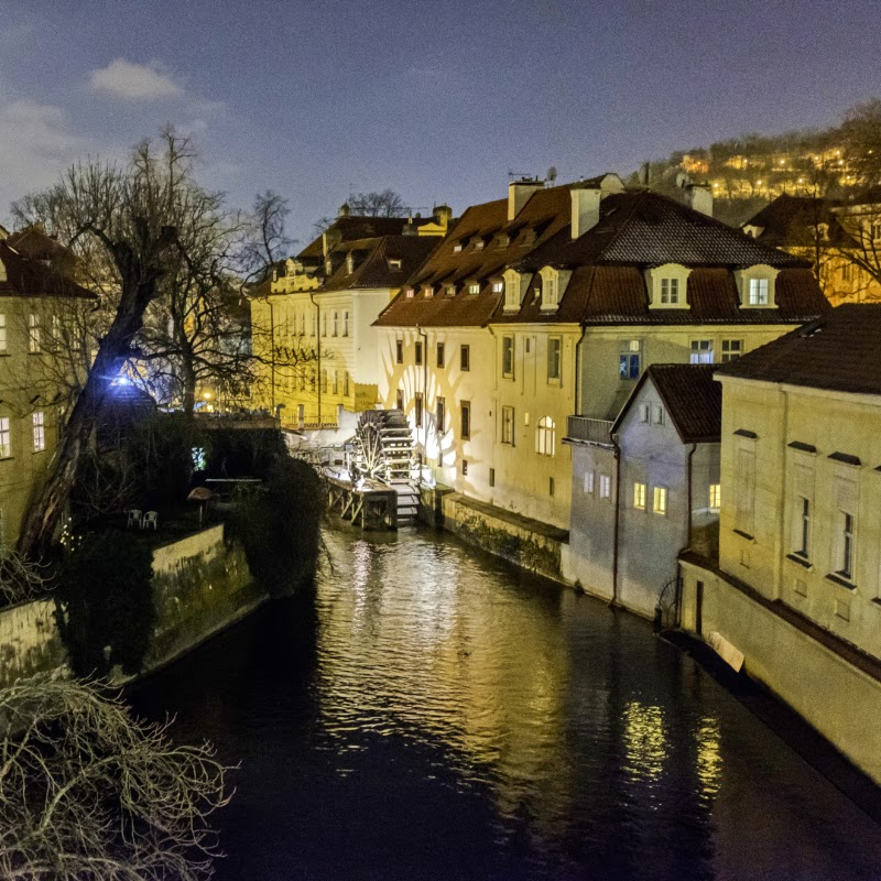 Čertovka canal - Čertovka canal, Na Kampě 118 00, Malá Strana, 118 00 Praha-Praha 1, Czechia