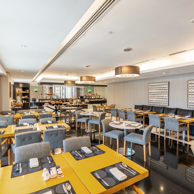 Hala Arjaan by Rotana - Hala Arjaan by Rotana, 10th Street, Hamdan Street - Al Zahiyah Area - الزاهية - شرق 14 - أبو ظبي - United Arab Emirates