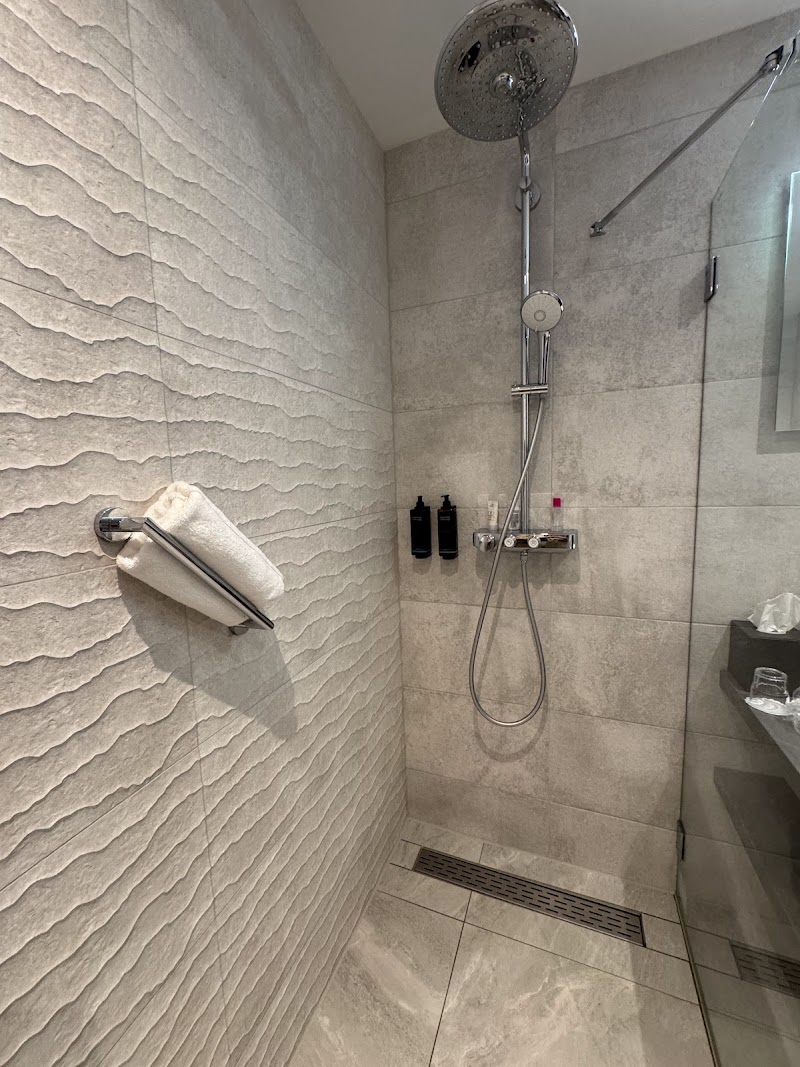 Mercure Amsterdam North Station - Mercure Amsterdam North Station Termini 11, 1022 LB Amsterdam, Netherlands