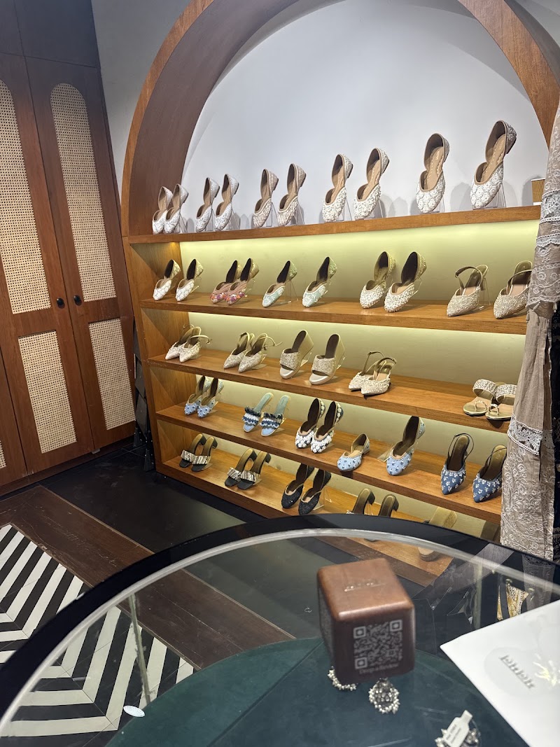 Mulmul - Ambience Mall - Mulmul - Ambience Mall First Floor, Ambience Mall, F-159A, NH 8, Ambience Island, DLF Phase 3, Sector 24, Gurugram, Haryana 122010, India