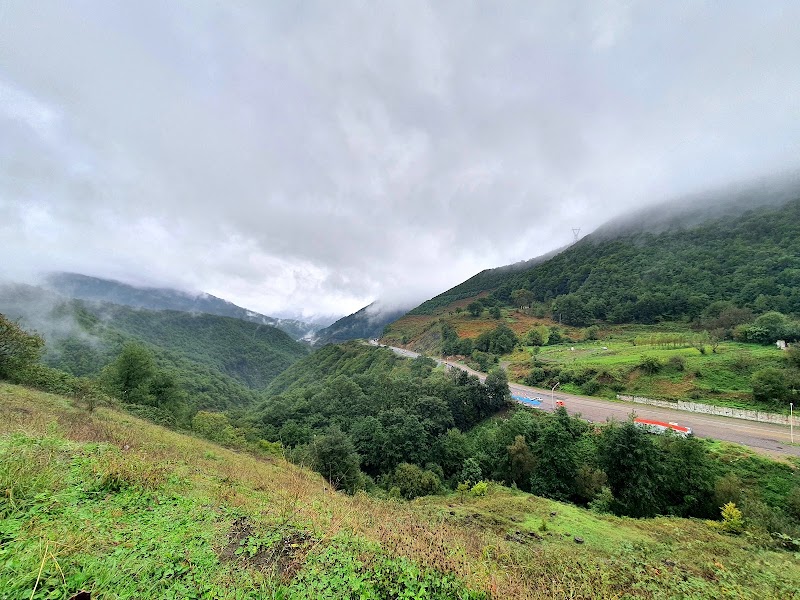 گردنه حیران - گردنه حیران, CHPJ+RJ, Hajiamir-e Bala, Gilan Province, Iran