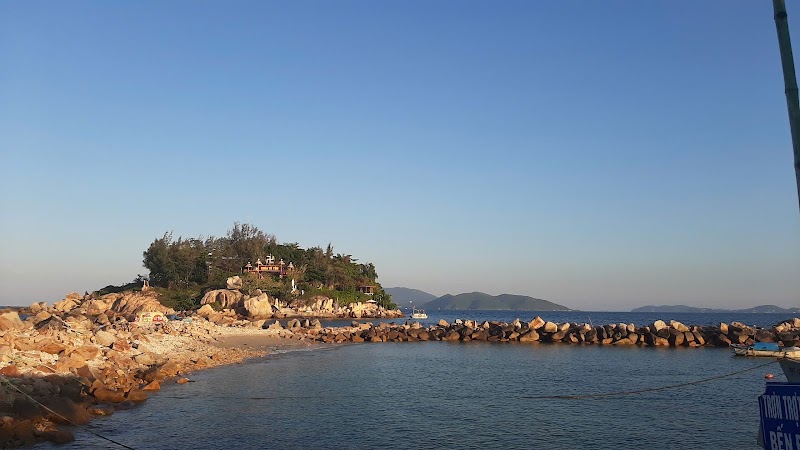 Hội quán Nha Trang - Hội quán Nha Trang 76C4+QCG, Hòn Chồng, Bắc Nha Trang, Khánh Hòa 650000, Vietnam