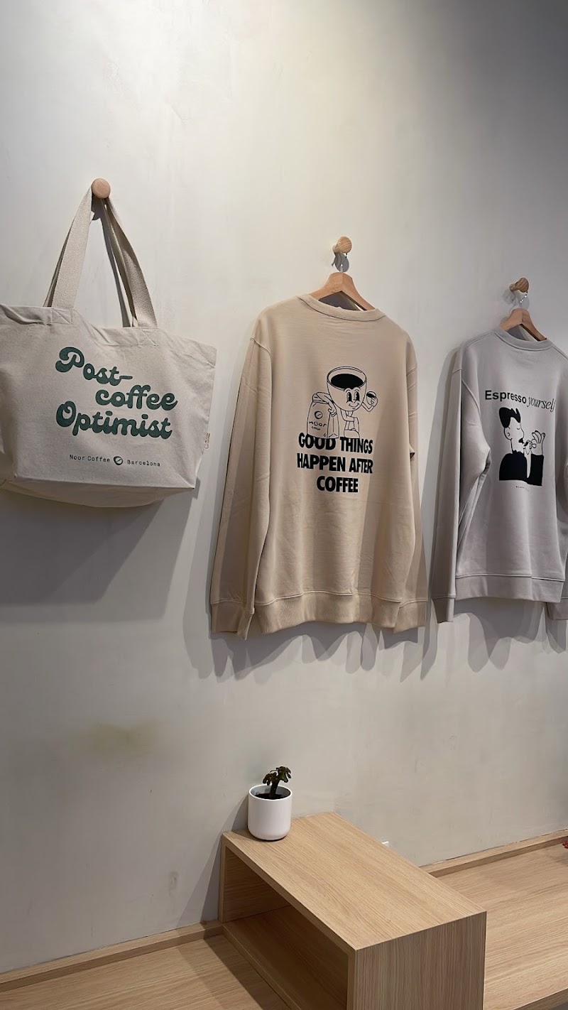Noor | Specialty Coffee - Noor | Specialty Coffee Plaça de la Llana, 16, Ciutat Vella, 08003 Barcelona, Spain