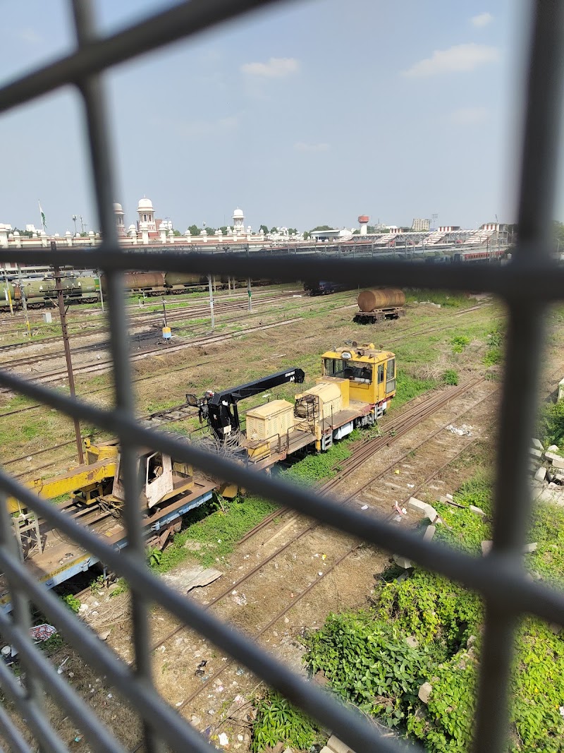 Lucknow Junction NER - Lucknow Junction NER, RWJC+MGH, Railway Colony, Charbagh, Lucknow, Uttar Pradesh 226004, India