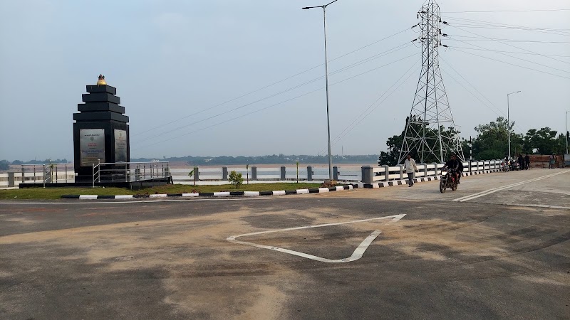 Nellore barrage - Nellore barrage FXCM+3PX, Ranganaykulapet, Nellore, Andhra Pradesh 524001, India