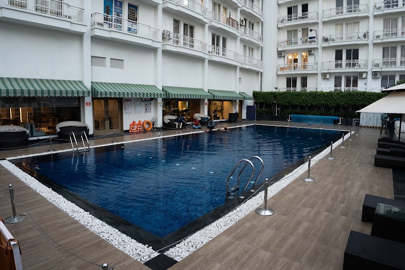 Sky Stay - Sky Stay Tower B1 -0625, DLF MYPAD, Gomti Nagar Railway Sta Rd, Vijaipur Colony, Vibhuti Khand, Gomti Nagar, Lucknow, Uttar Pradesh 226010, India
