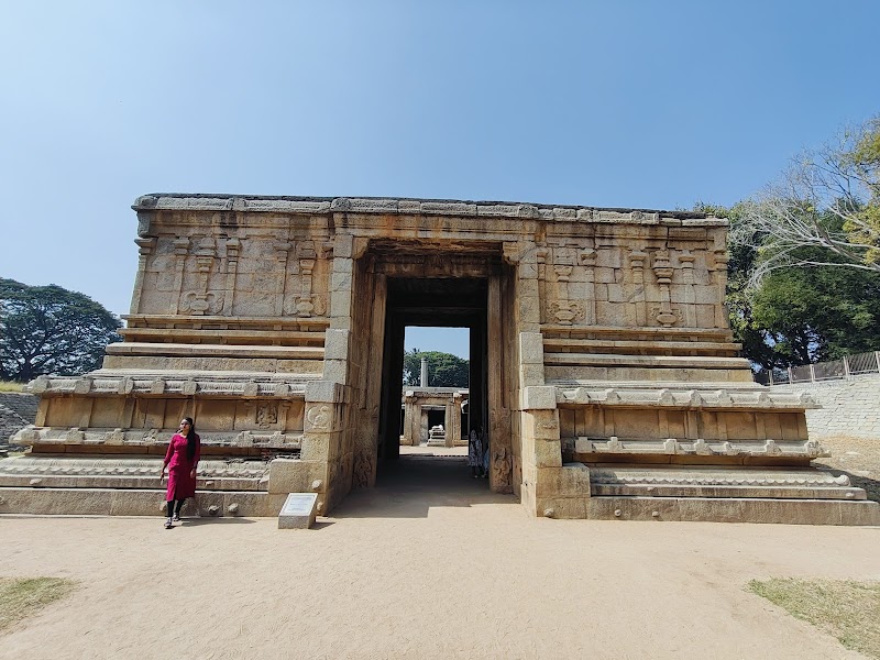 Temple Ruins - Temple Ruins, 8FM6+667, Hampi, Karnataka 583239, India
