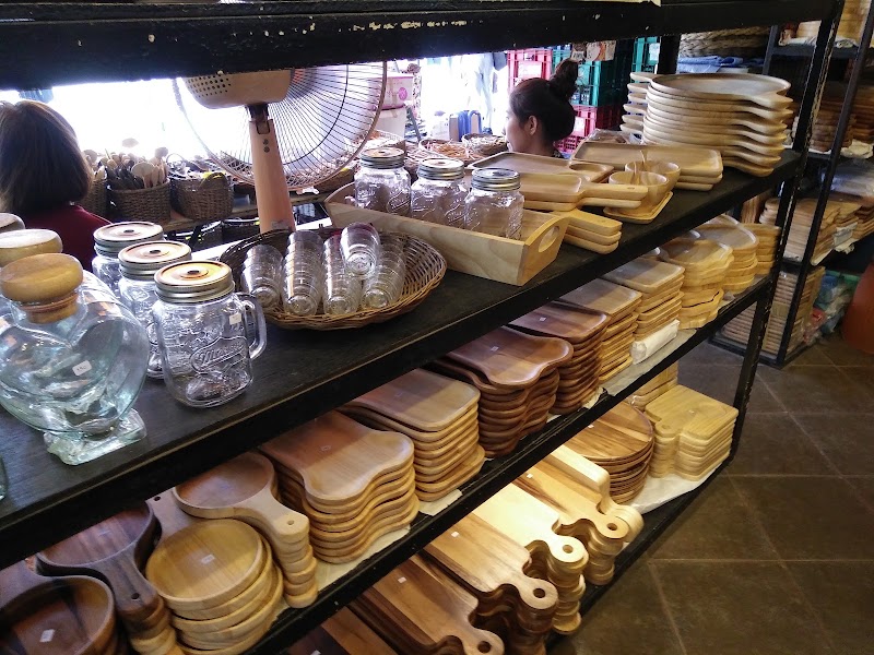 Chatuchak Weekend Market - Chatuchak Weekend Market 587, 10 Kamphaeng Phet 2 Rd, Khwaeng Chatuchak, Khet Chatuchak, Krung Thep Maha Nakhon 10900, Thailand