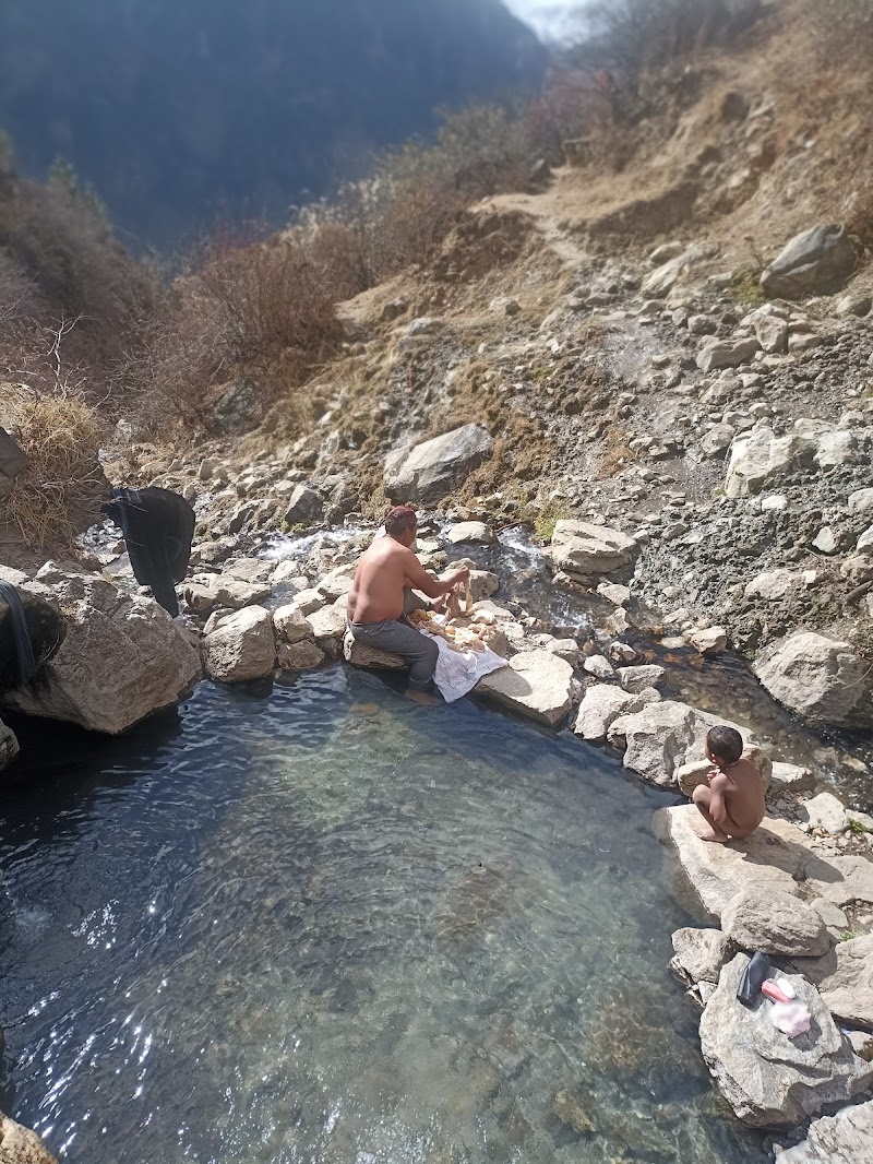 Tatopani Hot Springs - Tatopani Hot Springs 3P43+76R, Khagalgaun 21000, Nepal