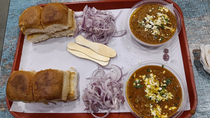 Tarachand Chhole Bhature Wale - Tarachand Chhole Bhature Wale नियर हनुमान मंदिर, 499, छोटा बाजार, Chotta Bazar, Kasturba Nagar, Shahdara, Delhi, 110032, India