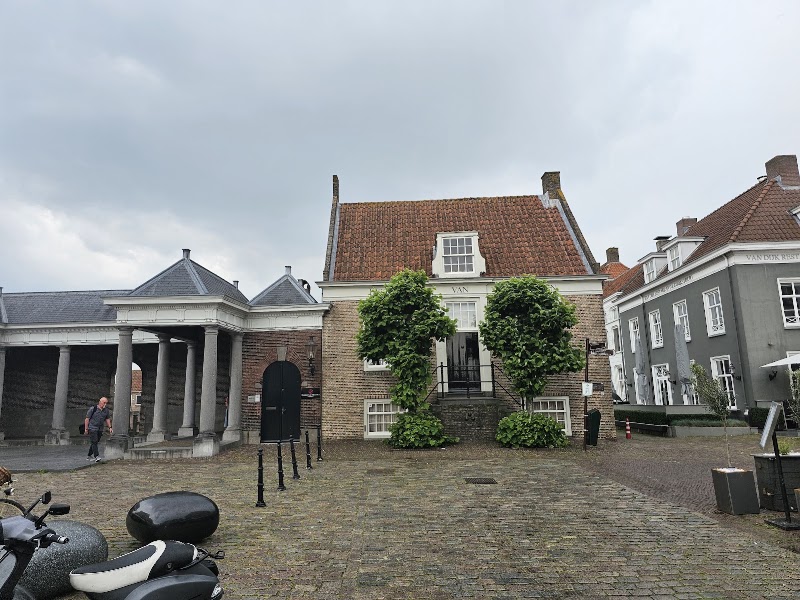 Restaurant en Kookstudio VaNDijK - Restaurant en Kookstudio VaNDijK aan de Maas, Stadshaven 24, 5256 BA Heusden, Netherlands