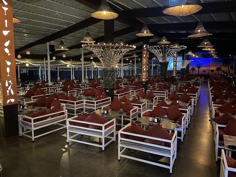 Cafe CO2 - Cafe CO2, Angrewadi. Manas lake, Gat No. 336, Mulshi Rd, Bhugaon, Pune, Bhukum, Maharashtra 412115, India