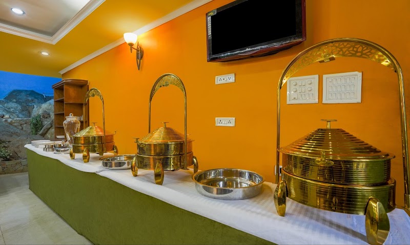 Classiyo Munnar Resort - Classiyo Munnar Resort 25RH+M4M, Chinnakanal Suryanelli Rd, Chinnakanal, Kerala 685613, India